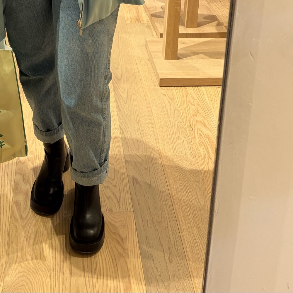 MM6 Maison Martin Margiela Black Ankle Boots - Picture 9 of 9